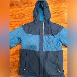 Columbia boys snow/ski jacket 
Size 8